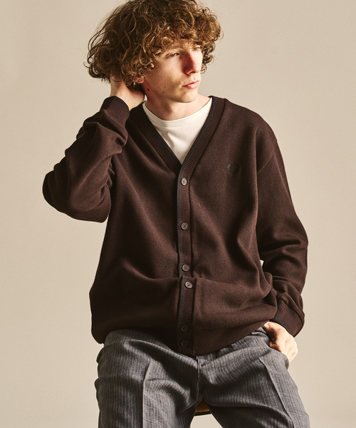 417 EDIFICE（フォーワンセブンエディフィス）の「FRED PERRY / フレッドペリー 417別注 ティップドカーディガン（カーディガン/ボレロ・メンズ・ブルー/ブラウン・MEDIUM/LARGE）」の21枚目の写真