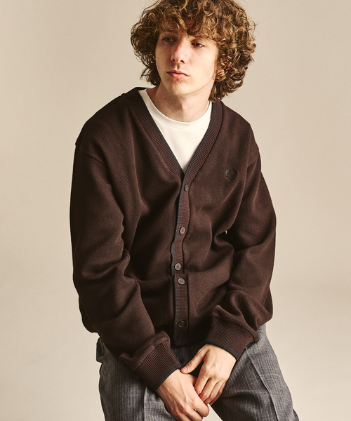 417 EDIFICE（フォーワンセブンエディフィス）の「FRED PERRY / フレッドペリー 417別注 ティップドカーディガン（カーディガン/ボレロ・メンズ・ブルー/ブラウン・MEDIUM/LARGE）」の22枚目の写真
