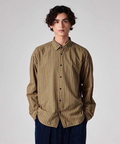 PS Paul Smith(ピーエスポールスミス)の「ガーメントダイ ストライプ カジュアルシャツ / 262712 EXSH01(シャツ/ブラウス・メンズ・ダークグレー/カーキブラウン・MEDIUM/LARGE)」の2枚目の写真