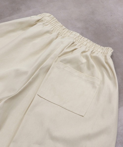 ISOOK(アイスー)の「ボリュームワイドハーフパンツ(kiharu select) / バミューダパンツ ショートパンツ ウエストゴム イージーパンツ(その他パンツ・レディース・アイボリー/ブラック・FREE)」の16枚目の写真