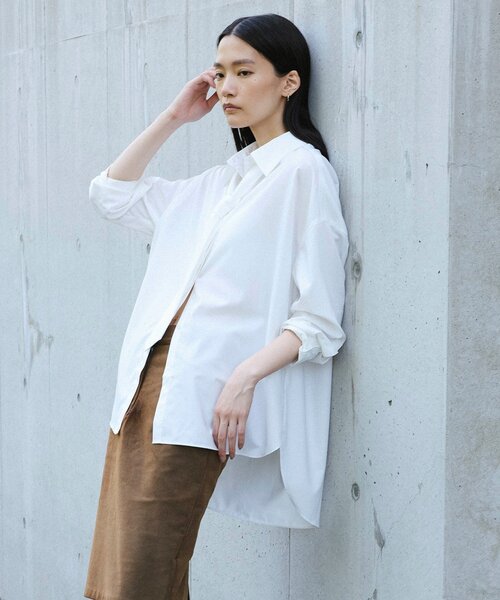 UNFORM(アンフォーム)の「【2026AW Debut】【UNFORM】タイ付きオーバーシャツ(シャツ/ブラウス・レディース・ホワイト/サックスブルー・FREE)」の4枚目の写真