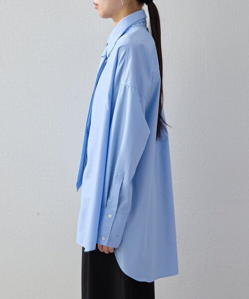 UNFORM(アンフォーム)の「【2026AW Debut】【UNFORM】タイ付きオーバーシャツ(シャツ/ブラウス・レディース・ホワイト/サックスブルー・FREE)」の15枚目の写真
