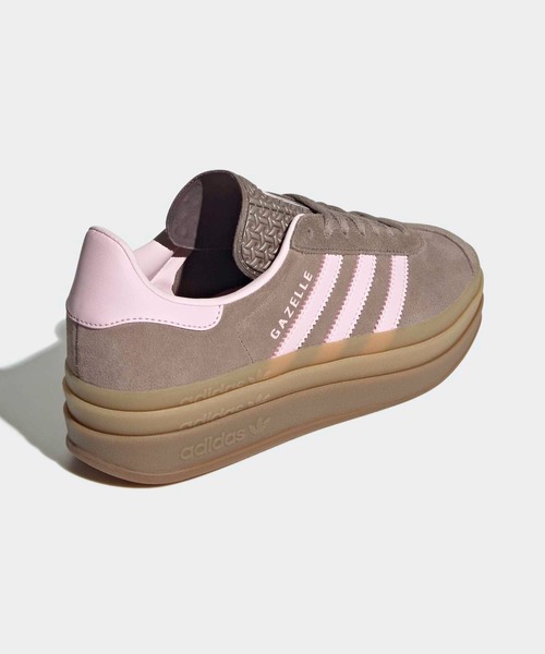 adidas（アディダス）の「【ZOZO限定】ガゼル ボールド / Gazelle Bold / 厚底スニーカー / アディダスオリジナルス adidas Originals（スニーカー・レディース・ブラウン・28.0cm/27.0cm/27.5cm/26.5cm/26.0cm/25.0cm/25.5cm/22.0cm/22.5cm/23.0cm/23.5cm/24.0cm/24.5cm）」の5枚目の写真