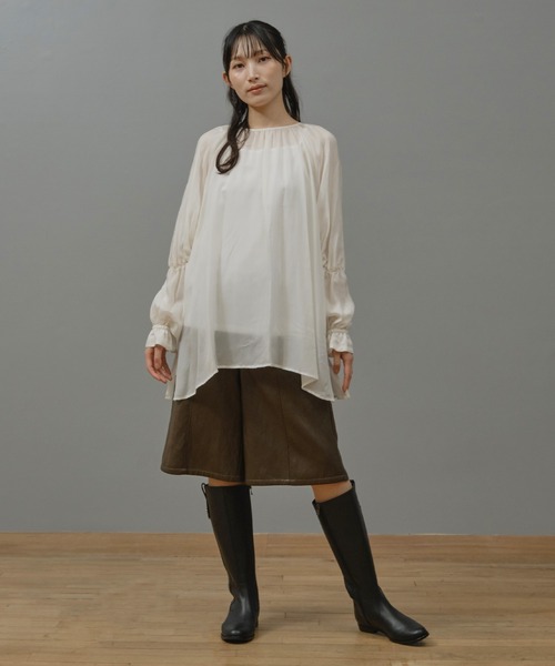 Nunc.(ヌンク)の「キュプラギャザーブラウス(シャツ/ブラウス・レディース・オフホワイト/ブラック・38)」の4枚目の写真