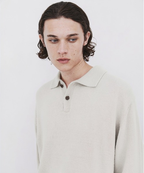 UNITED TOKYO(ユナイテッドトウキョウ)の「【数量限定】7G SILK NEP TWEED POLO SHIRTS(ニット/セーター・メンズ・ライトブルーグレー/ライトグレー/レッド・1/2)」の2枚目の写真