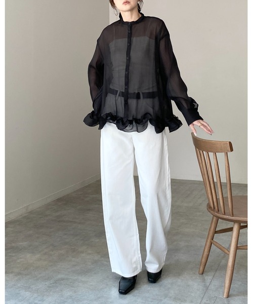 She's Closet(シーズクローゼット)の「オーガンジー長袖裾フリルヘムチュニックシアーブラウス(シャツ/ブラウス・レディース・ブラック/アイボリー/ブルー・FREE)」の4枚目の写真