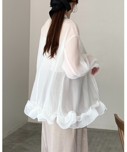 She's Closet(シーズクローゼット)の「オーガンジー長袖裾フリルヘムチュニックシアーブラウス(シャツ/ブラウス・レディース・ブラック/アイボリー/ブルー・FREE)」の8枚目の写真
