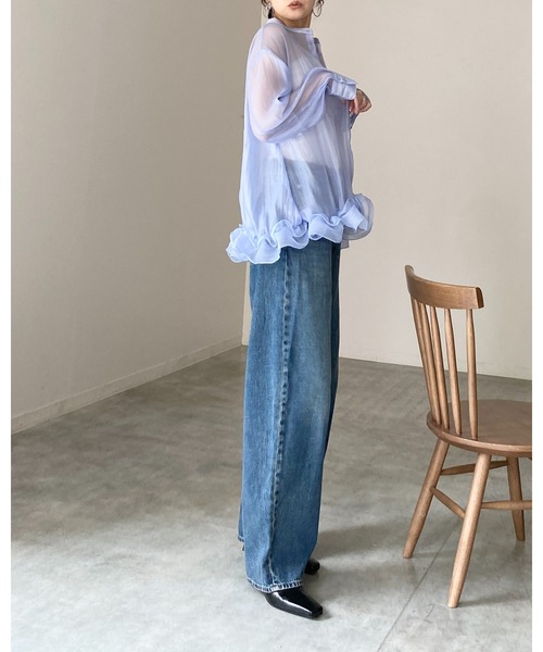 She's Closet(シーズクローゼット)の「オーガンジー長袖裾フリルヘムチュニックシアーブラウス(シャツ/ブラウス・レディース・ブラック/アイボリー/ブルー・FREE)」の11枚目の写真
