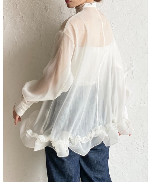 She's Closet(シーズクローゼット)の「オーガンジー長袖裾フリルヘムチュニックシアーブラウス(シャツ/ブラウス・レディース・ブラック/アイボリー/ブルー・FREE)」の16枚目の写真