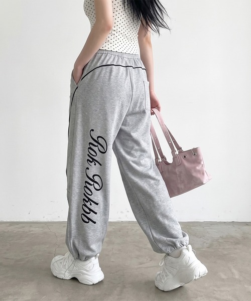 non-hedge(ノンヘッジ)の「パイピングバックロゴスウェットワイドパンツ(スウェットパンツ・レディース・グレー/ブラック/オフホワイト・FREE)」の1枚目の写真
