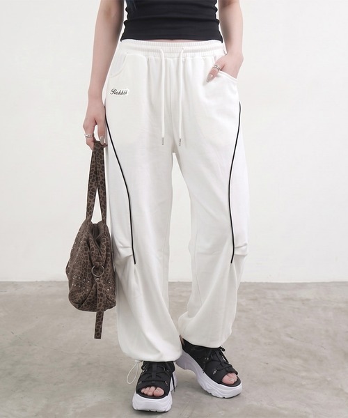 non-hedge(ノンヘッジ)の「パイピングバックロゴスウェットワイドパンツ(スウェットパンツ・レディース・グレー/ブラック/オフホワイト・FREE)」の13枚目の写真