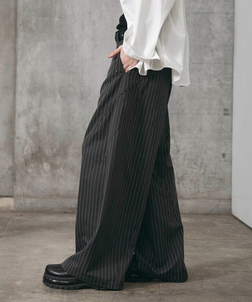 Confirm(コンファーム)の「Slacks Studded Curve Pants / スラックススタッズカーブパンツ メンズ レディース ユニセックス(スラックス・メンズ・ブラック/チャコールグレー/グレー系/ネイビー系/ブラック系その他・S/M/L)」の12枚目の写真