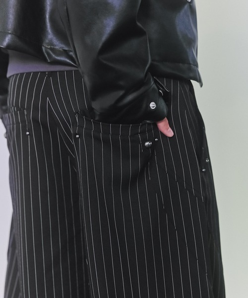 Confirm(コンファーム)の「Slacks Studded Curve Pants / スラックススタッズカーブパンツ メンズ レディース ユニセックス(スラックス・メンズ・ブラック/チャコールグレー/グレー系/ネイビー系/ブラック系その他・S/M/L)」の18枚目の写真