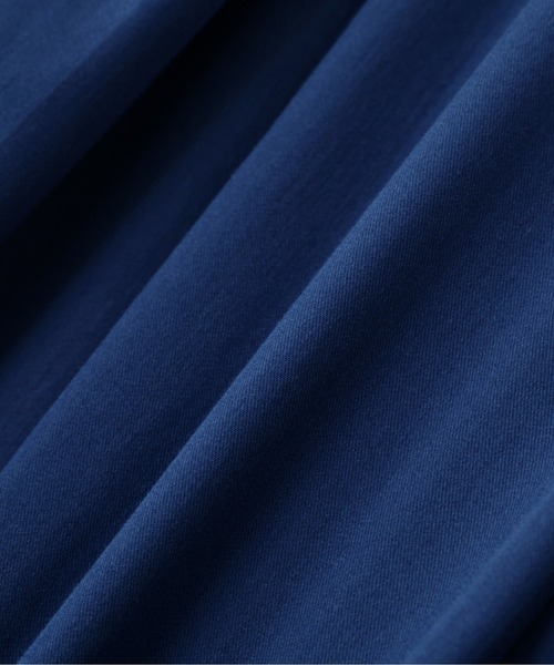 MARGARET HOWELL(マーガレットハウエル)の「COTTON SILK POPLIN(スカート・レディース・ブルー・2/1)」の6枚目の写真