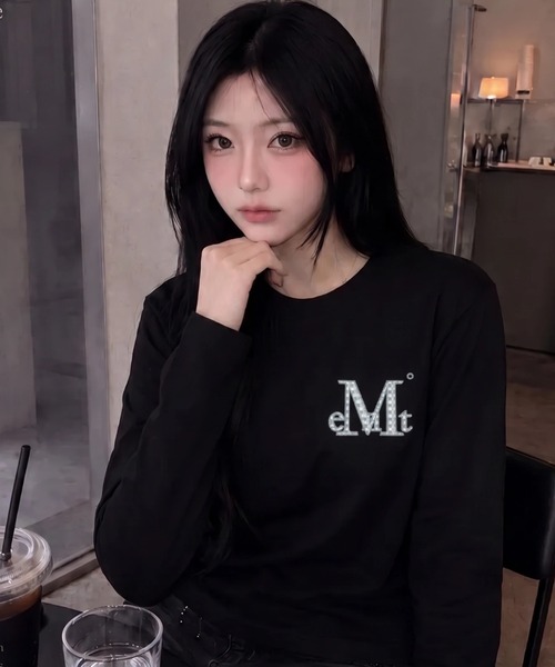 MUCENT(ムセント)の「A'GEM/9 × .kom 『MUCENT/ムセント』 SIGNATURE LOGO LONG SLEEVE TEE/LUNET チェックロゴ長袖Tシャツ(Tシャツ/カットソー・レディース・D/C/B/A・FREE)」の3枚目の写真