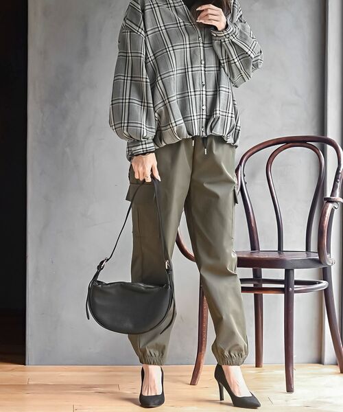 rps（アールピーエス）の「ハーフムーンショルダーＢＡＧ（ショルダーバッグ・レディース・ブラック/ベージュ・フリー）」の5枚目の写真