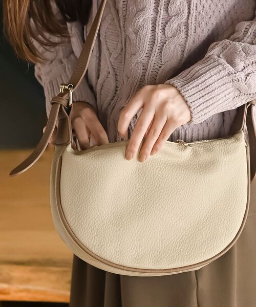 rps（アールピーエス）の「ハーフムーンショルダーＢＡＧ（ショルダーバッグ・レディース・ブラック/ベージュ・フリー）」の12枚目の写真