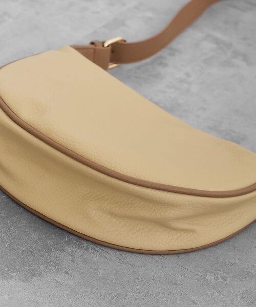 rps（アールピーエス）の「ハーフムーンショルダーＢＡＧ（ショルダーバッグ・レディース・ブラック/ベージュ・フリー）」の16枚目の写真