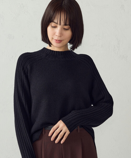 COMME CA ISM(コムサイズム)の「マシンウォッシャブル 日本の色ニット ハイネックニット(ニット/セーター・レディース・アイボリー/グリーン/ブラック/バーガンディー・L/M)」の2枚目の写真