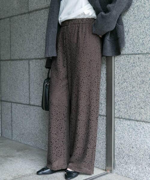 ITEMS URBANRESEARCH(アイテムズ アーバンリサーチ)の「起毛レースパンツ(その他パンツ・レディース・ブラック/ブラウン・FREE)」の10枚目の写真