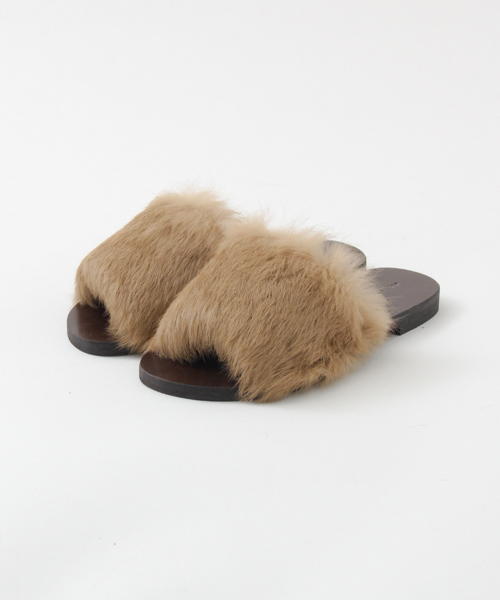 URBAN RESEARCH（アーバンリサーチ）の「UR FUR  SLIPPER（サンダル・レディース・ブラウン/ブラック/ベージュ/グリーン・37/38/36）」の8枚目の写真