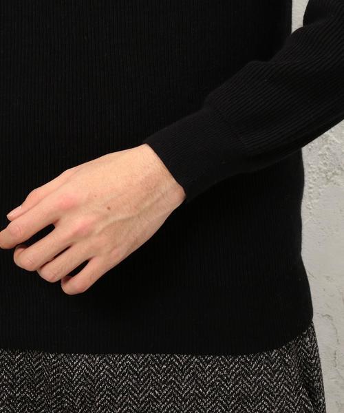 green label relaxing(グリーンレーベルリラクシング)の「KC CO/CASH AZE タートルネックニット 12G◆(ニット/セーター・メンズ・ホワイト/ブラック・MEDIUM/LARGE/SMALL/X-LARGE)」の4枚目の写真