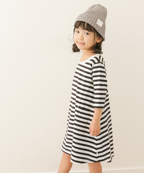 URBAN RESEARCH DOORS（アーバンリサーチドアーズ）の「DOORS オーガニックボーダー7分袖OP（ワンピース・キッズ・ブルー/ライトグレー/ピンク/ブラック/イエロー・90/105/120/135）」の2枚目の写真