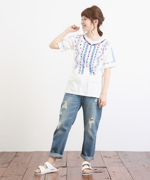 CUBE SUGAR（キューブシュガー）の「20/-天竺刺繍入りクルーTシャツ（Tシャツ/カットソー・レディース・ホワイト系その他/ホワイト系その他2/ブルー/ブラック/イエロー・M）」の3枚目の写真