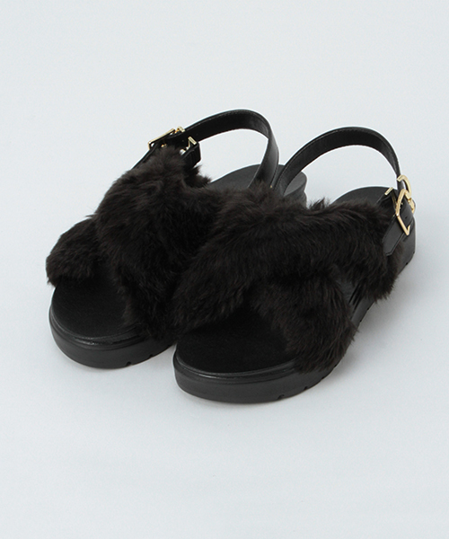 LBC(エルビーシー)の「フットベットボアサンダル(サンダル・レディース・ブラック/マルチ・MEDIUM/LARGE)」の1枚目の写真