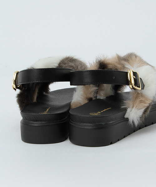 LBC(エルビーシー)の「フットベットボアサンダル(サンダル・レディース・ブラック/マルチ・MEDIUM/LARGE)」の7枚目の写真