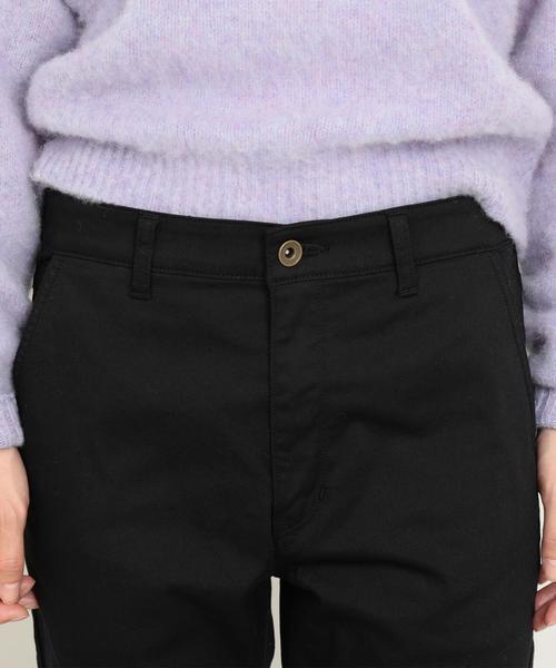 BEAUTY&YOUTH UNITED ARROWS（ビューティーアンドユースユナイテッドアローズ）の「【WEB限定】by ※∴チノテーパードパンツ ◆（チノパンツ・レディース・ネイビー/ダークグリーン/ベージュ/ブラック・LARGE/MEDIUM/SMALL）」の6枚目の写真