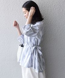 SHIPS Days STANDARD:サイドリボンプリントブラウス