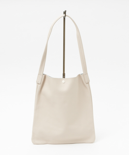 collex(コレックス)の「THECASE・LEATHER A4SHOULDER(ショルダーバッグ)」|オフホワイト