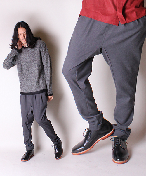 Lui's(ルイス)の「Lui's サルエルスラックスパンツ(スラックス・メンズ・ブラック/チャコールグレー/ライトグレー・SMALL/MEDIUM)」の3枚目の写真