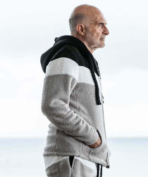 1piu1uguale3 RELAX(ウノピュウノウグァーレトレリラックス)の「1PIU1UGUALE3 RELAX(ウノピゥウノウグァーレトレ)カシミアタッチニットパーカ(パーカー・メンズ・ブラック/レッド/ブルー・SMALL/MEDIUM/LARGE/X-LARGE)」の10枚目の写真