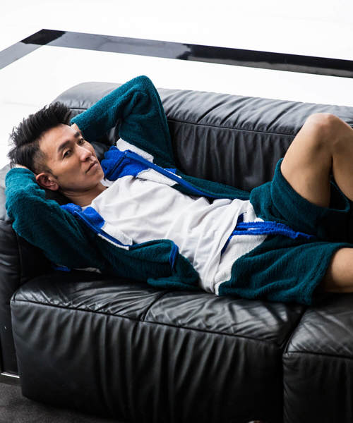 1piu1uguale3 RELAX(ウノピュウノウグァーレトレリラックス)の「1PIU1UGUALE3 RELAX(ウノピゥウノウグァーレトレ)カシミアタッチニットパーカ(パーカー・メンズ・ブラック/レッド/ブルー・SMALL/MEDIUM/LARGE/X-LARGE)」の11枚目の写真