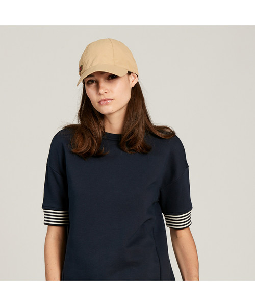 AIGLE(エーグル)の「カーラスウェット(スウェット・レディース・マスタード/ダークネイビー・LARGE/MEDIUM/SMALL)」の1枚目の写真