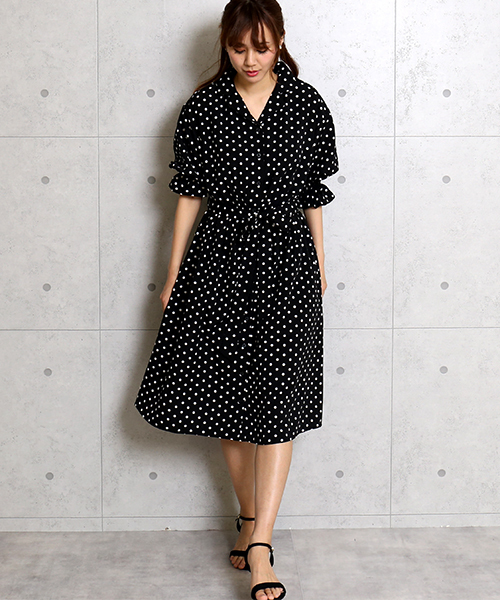 MARLENE JOBERT（マルレーヌ　ジョベル）の「デシンストライプ＆ドット開襟ワンピース（ワンピース・レディース・ブラック/オフホワイト/ベージュ・FREE）」の3枚目の写真