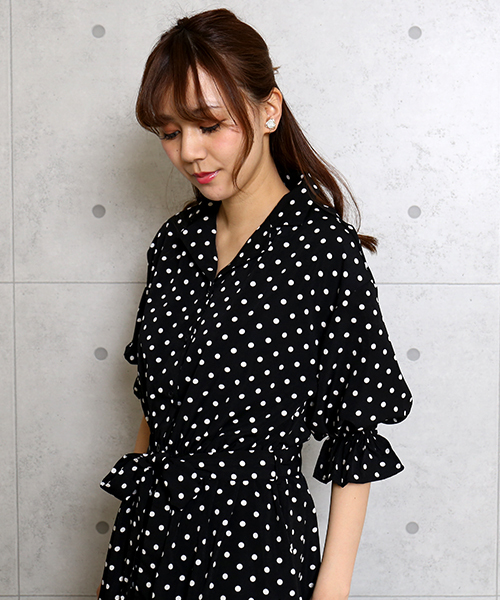 MARLENE JOBERT（マルレーヌ　ジョベル）の「デシンストライプ＆ドット開襟ワンピース（ワンピース・レディース・ブラック/オフホワイト/ベージュ・FREE）」の10枚目の写真