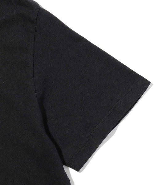 Levi's（リーバイス）の「Levi's/リーバイス リーバイスロゴTシャツ COTTON + PATCH BLACK（Tシャツ/カットソー・メンズ・ブラック・M/S/L/XL）」の4枚目の写真