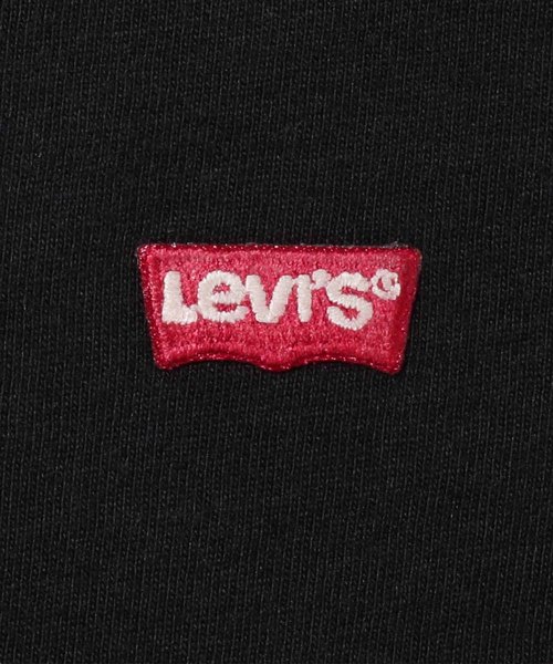 Levi's（リーバイス）の「Levi's/リーバイス リーバイスロゴTシャツ COTTON + PATCH BLACK（Tシャツ/カットソー・メンズ・ブラック・M/S/L/XL）」の2枚目の写真