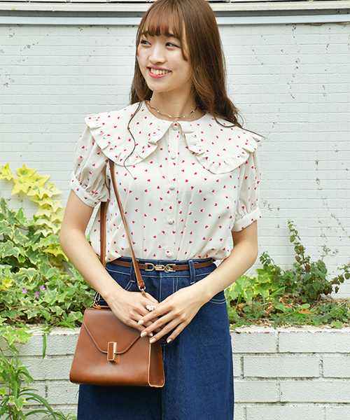 PairPair（ペアペア）の「襟フリルハート柄プリントブラウス（シャツ/ブラウス・レディース・ブラック/アイボリー・FREE）」の2枚目の写真