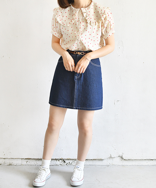 PairPair（ペアペア）の「襟フリルハート柄プリントブラウス（シャツ/ブラウス・レディース・ブラック/アイボリー・FREE）」の4枚目の写真