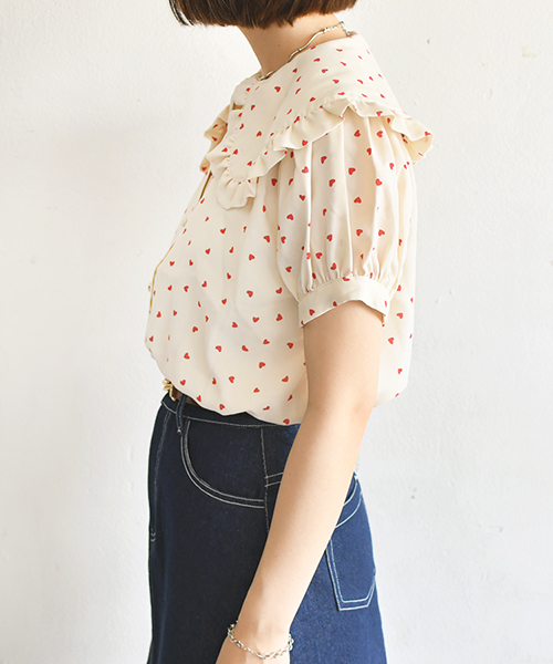 PairPair（ペアペア）の「襟フリルハート柄プリントブラウス（シャツ/ブラウス・レディース・ブラック/アイボリー・FREE）」の8枚目の写真