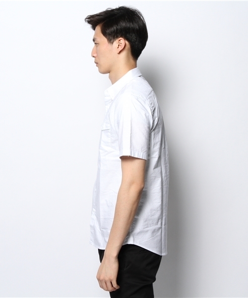 WEGO（ウィゴー）の「WEGO/ガーメントダイオックス半袖シャツ（シャツ/ブラウス・メンズ・ホワイト/ネイビー/イエロー/ピンク・MEDIUM/LARGE）」の11枚目の写真