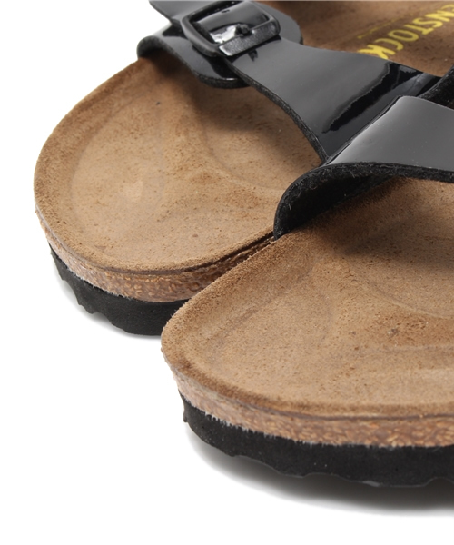 BIRKENSTOCK（ビルケンシュトック）の「【Oggi 8月号掲載】FLORIDA BF Patent Black(WOMEN)（サンダル・レディース・ブラック・38/36/37/39/35）」の2枚目の写真