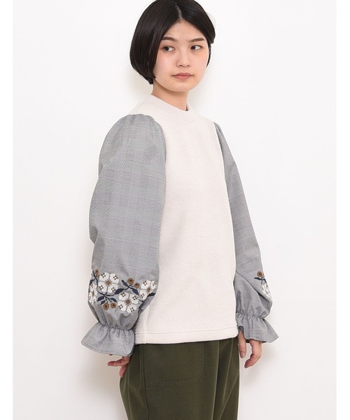 POU DOU DOU（プードゥドゥ）の「ニットソークロスステッチボリューム袖トップス（Tシャツ/カットソー・レディース・ネイビー/ブラウン/アイボリー・3）」の5枚目の写真