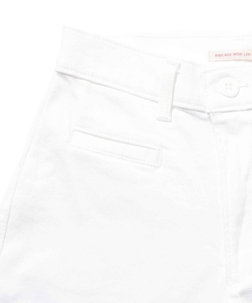 Levi's(リーバイス)の「RIBCAGE ワイドレッグ CROP SIMPLY WHITE(デニムパンツ・レディース・マルチ・28inch/24inch/25inch/26inch/27inch/23inch)」の13枚目の写真