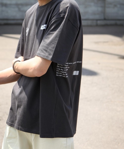 ZIP FIVE（ジップファイブ）の「【ZIP FIVE】半袖バックプリントイラストTシャツ（Tシャツ/カットソー・レディース・ホワイト系6/ブラウン系1/ブラウン系6/ブラウン系3/ブラック系8/ブラウン系7/ブラウン系2/ホワイト系2/ブラック系1/ベージュ系6/グリーン系6/ブラック系5/グリーン系1/ブラウン系8/ブラック系2/グリーン系2/グリーン系/ベージュ系/グリーン系4/ベージュ系4/グリーン/ブラック系/ブラウン系/ホワイト系/グリーン系7/ホワイト系8/ホワイト系4/ブラウン/ブラウン系5/ホワイト/ブラック系3/ブラック系4/グリーン系8/ブラック系7/グリーン系3/ベージュ系3/ベージュ系1/ホワイト系5/ホワイト系1/ベージュ系5/ブラック/グリーン系5/ベージュ系7/ベージュ系8/ホワイト系3/ブラック系6/ホワイト系7/ベージュ/ブラウン系4/ベージュ系2・LARGE/X-LARGE/MEDIUM/SMALL）」の16枚目の写真