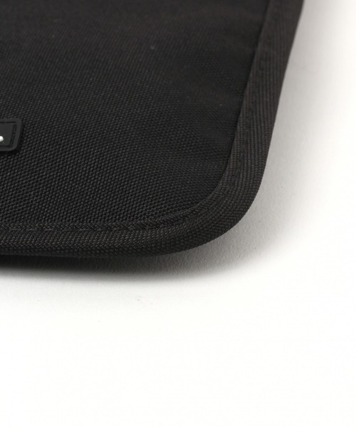 niko and...（ニコアンド）の「オリジナル縦型フラットショルダーバッグ（ショルダーバッグ・レディース・ブラック/ホワイト/ピンク/シルバー/パープル/レオパード・0）」の8枚目の写真